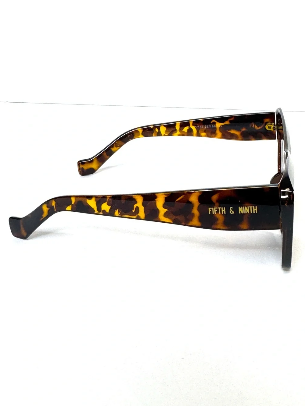 FIFTH & NINTH Kenna Sunglasses NEW With Case Tortoise Brown Cat Eye